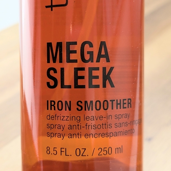 Matrix total results mega sleek iron smoother, 8.5 fluid oz - Picture 7 of 9